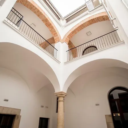 Md Casa Palacio Munoz Chaves Siglo Xviii * Caceres