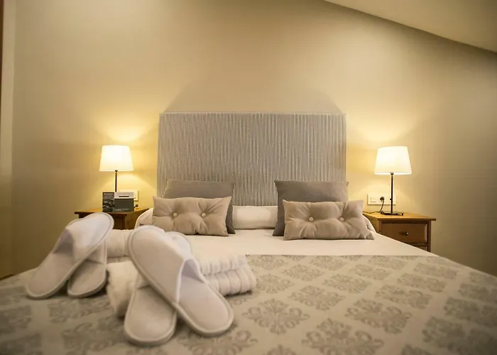 Cg Casa - Palacio Muñoz Chaves Siglo Xviii Apartamento Caces